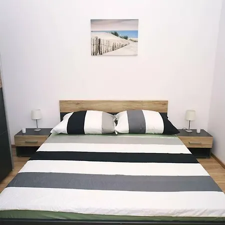 Apartment Jovich 2 *