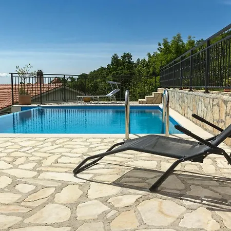 Jovich 2 * Mošćenička Draga